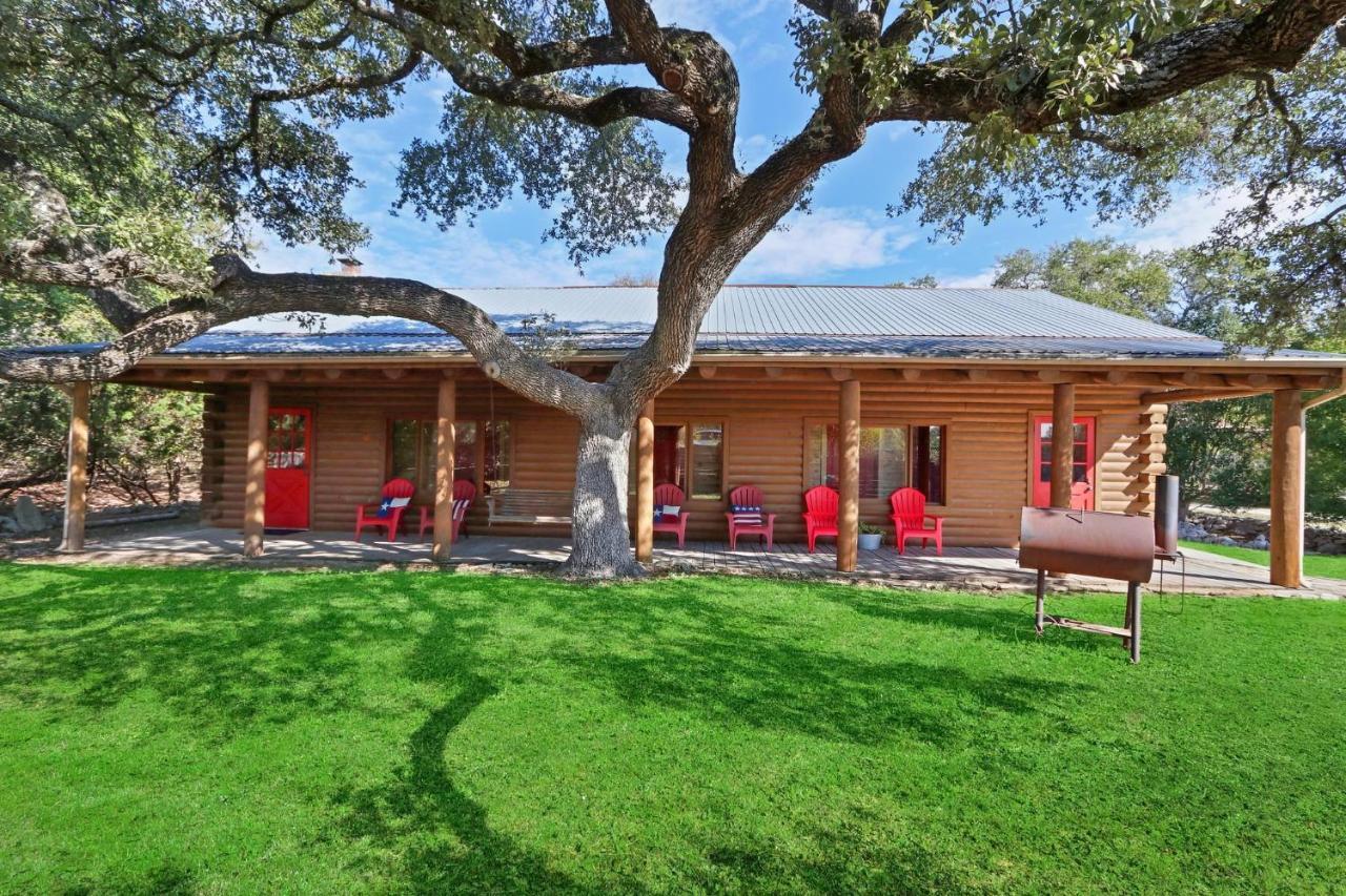 Wimberley Log Cabins Resort And Suites- Unit 2 Exterior photo